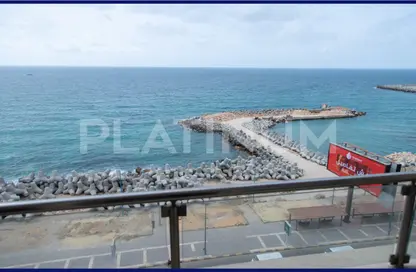 Apartment - 2 Bedrooms - 1 Bathroom for sale in Al Geish Road - Laurent - Hay Sharq - Alexandria