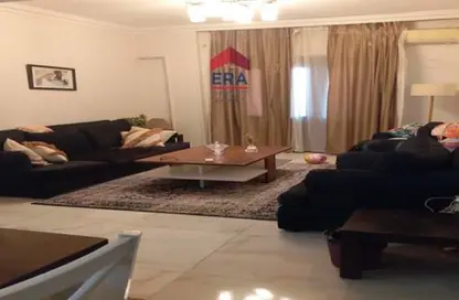 Apartment - 3 Bedrooms - 2 Bathrooms for sale in Street 268 - New Maadi - Hay El Maadi - Cairo