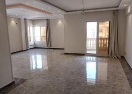 Apartment - 3 bedrooms - 2 bathrooms for للبيع in El Yasmeen 7 - El Yasmeen - New Cairo City - Cairo