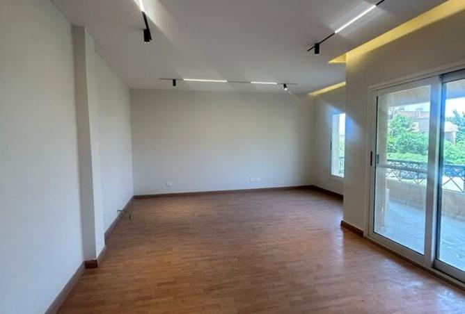 8548727 - Property Image 2