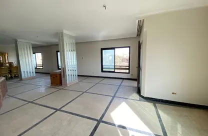 شقة - 3 غرف نوم - 3 حمامات للايجار في شارع 250 - دجلة - حي المعادي - القاهرة