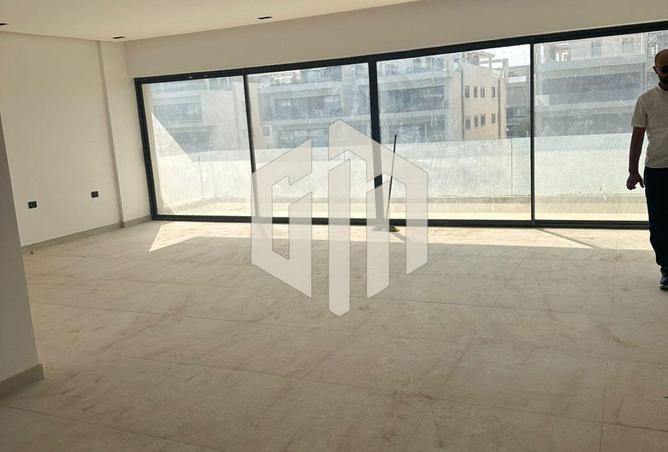 8062570 - Property Image 2