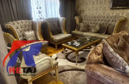 Apartment - 3 Bedrooms - 2 Bathrooms for rent in Ahmed Al Khashab St. - 8th Zone - Nasr City - Cairo