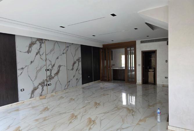 8371893 - صورة العقار 3