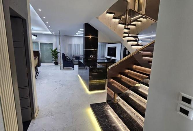 8081674 - Property Image 2
