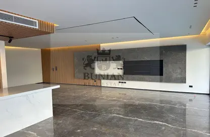 Apartment - 4 Bedrooms - 4 Bathrooms for sale in Lake View Residence - 5th Settlement Compounds - The 5th Settlement - New Cairo City - Cairo