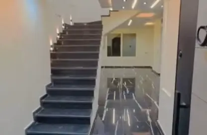 Office Space - Studio - 3 Bathrooms for rent in Mohandessin - Giza