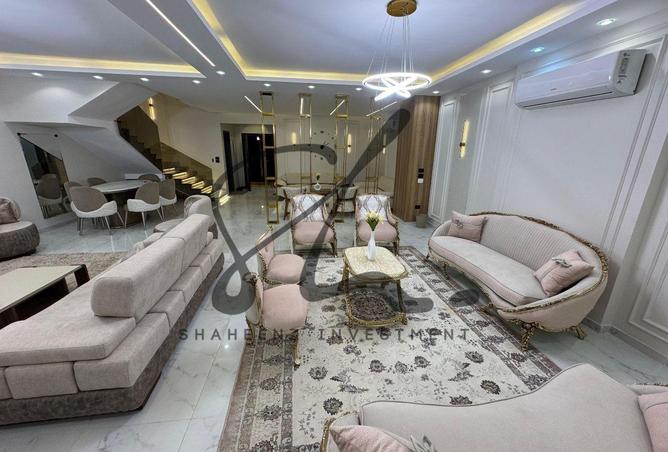 8220967 - Property Image 2