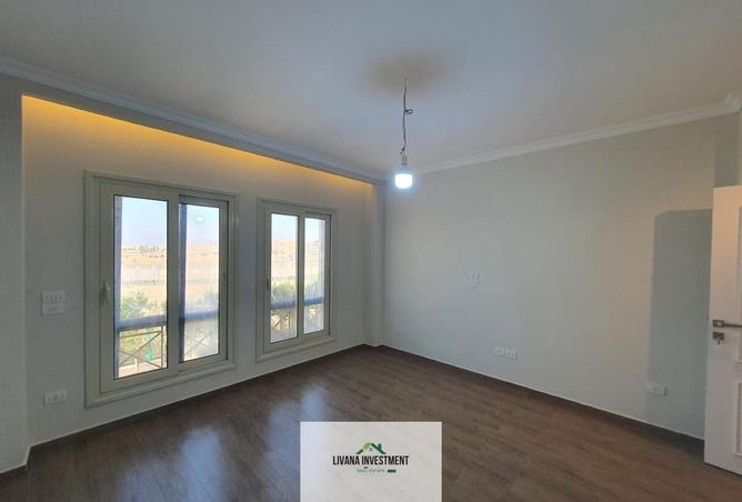 8532429 - Property Image 3