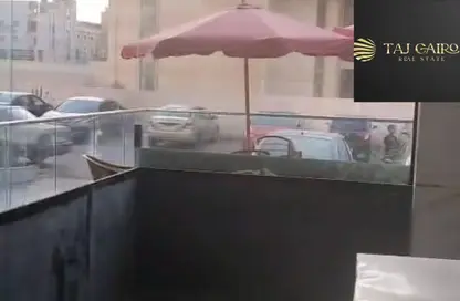 محل تجاري - استوديو - 1 حمام للايجار في وان جولدن سكوير مول - التجمع الخامس - مدينة القاهرة الجديدة - القاهرة