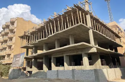 Apartment - 3 Bedrooms - 1 Bathroom for sale in Al Hadaba Al Wosta - Mokattam - Cairo