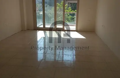 شقة - 2 غرف نوم - 2 حمامات للايجار في جاليريا  مون فالى - المستثمرين الجنوبية - مدينة القاهرة الجديدة - القاهرة