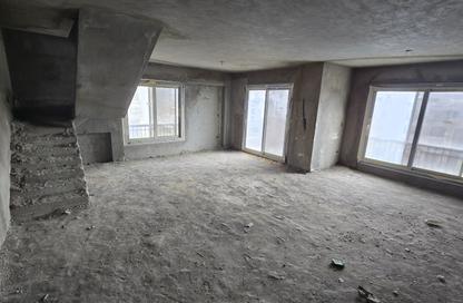 Penthouse - 4 Bedrooms - 4 Bathrooms for sale in Stone Residence - 5th Settlement Compounds - The 5th Settlement - New Cairo City - Cairo