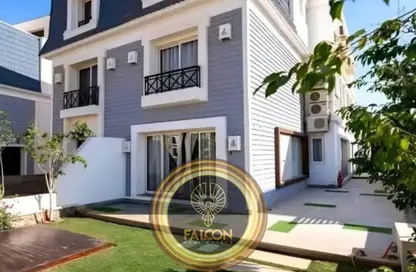 Villa - 5 Bedrooms - 5 Bathrooms for sale in Mountain View iCity - 5th Settlement Compounds - The 5th Settlement - New Cairo City - Cairo