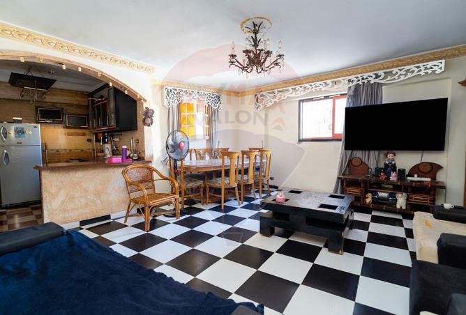 8004827 - Property Image 3