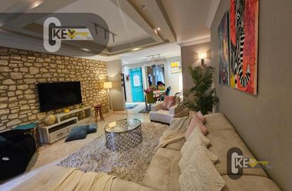 Apartment - 2 Bedrooms - 1 Bathroom for rent in El Rehab Extension - Al Rehab - New Cairo City - Cairo
