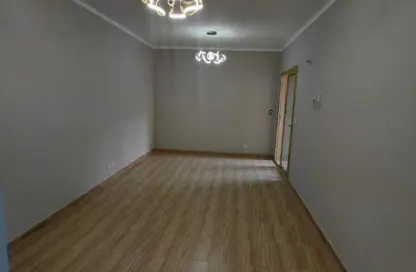 Apartment - 2 Bedrooms - 2 Bathrooms for sale in Capital East - Nasr City Compounds - Nasr City - Cairo