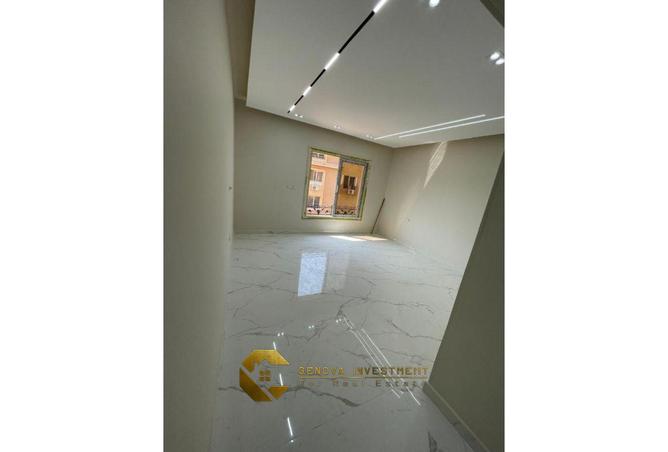 8001709 - Property Image 3