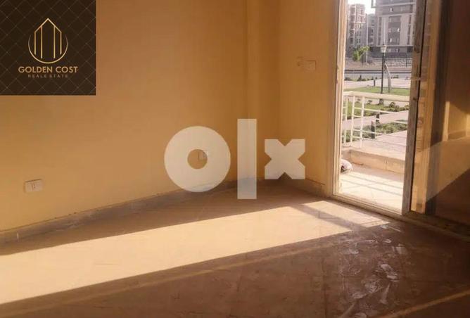 8220940 - Property Image 3