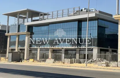 Office Space - Studio - 1 Bathroom for sale in Golden Gate - South Teseen St. - The 5th Settlement - New Cairo City - Cairo