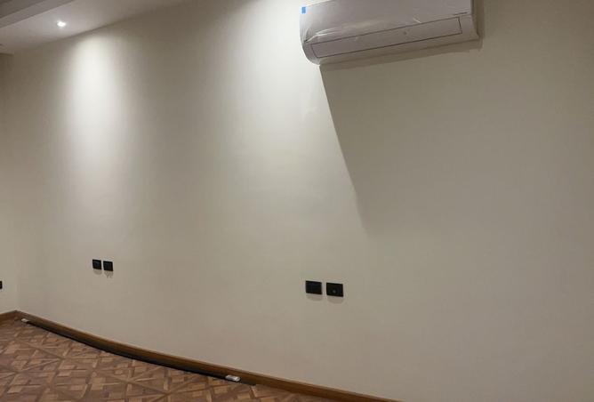 8382719 - Property Image 2