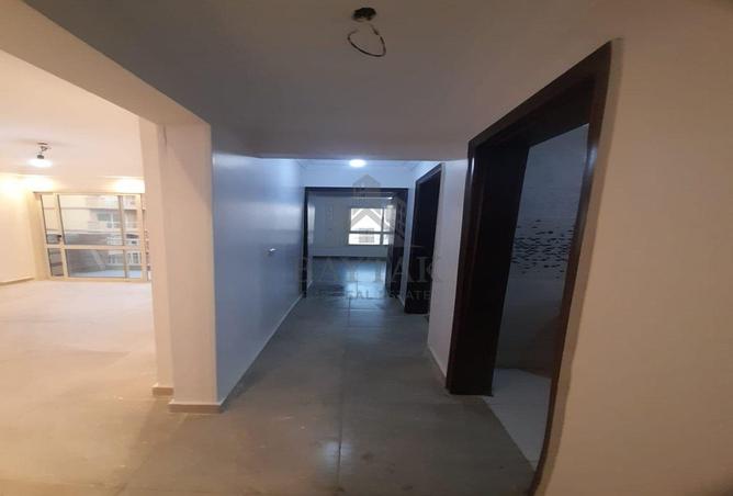 8086366 - Property Image 3