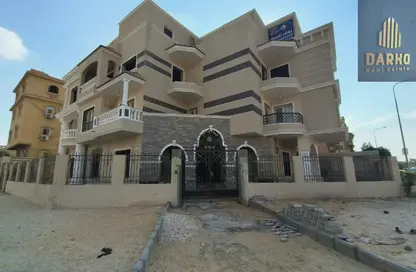 Apartment - 4 Bedrooms - 3 Bathrooms for sale in Street 102 - West Somid - 6 October City - Giza