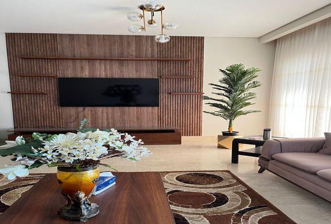 8276512 - Property Image 2