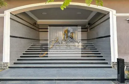 Apartment - 3 Bedrooms - 2 Bathrooms for sale in Mohamed Naguib Axis - Abou El Houl - New Cairo City - Cairo