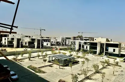 Retail - Studio - 2 Bathrooms for rent in Mountain View iCity - 5th Settlement Compounds - The 5th Settlement - New Cairo City - Cairo