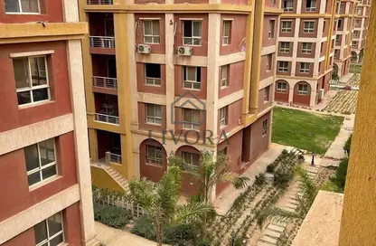 Apartment - 2 Bedrooms - 1 Bathroom for sale in Degla Palms - Al Wahat Road - 6 October City - Giza