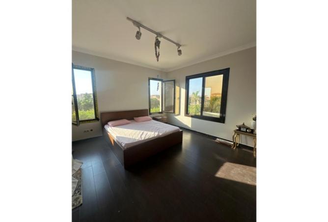 8121049 - Property Image 2