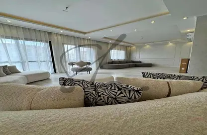 Apartment - 4 Bedrooms - 3 Bathrooms for sale in American University Housing District - 5th Settlement Compounds - The 5th Settlement - New Cairo City - Cairo