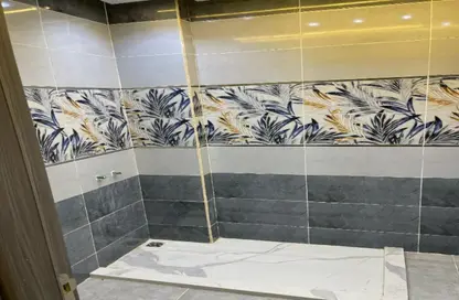 شقة - 3 غرف نوم - 3 حمامات للبيع في شارع الحكمة - الشيخ زايد - الجيزة