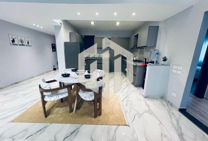 8051760 - Property Image 2