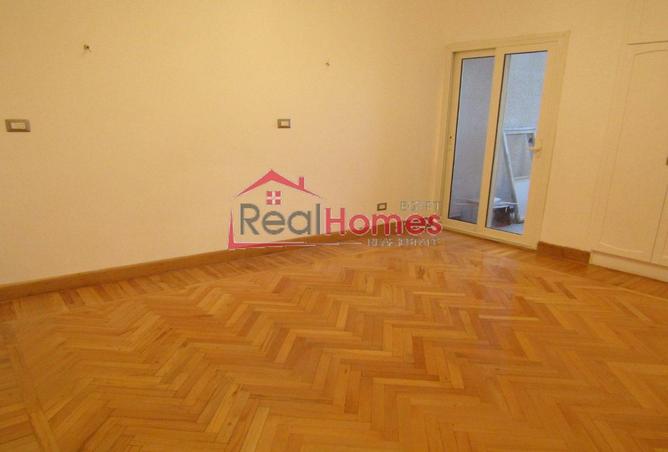 8184683 - Property Image 2