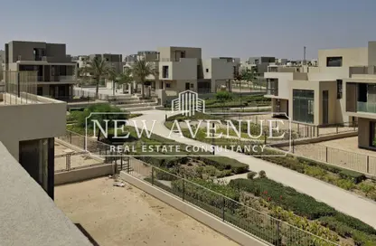 Villa - 4 Bedrooms - 5 Bathrooms for sale in Sodic East - 6th District - New Heliopolis - Cairo