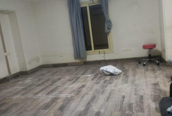 8253115 - Property Image 2