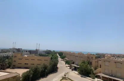 (بنتهاوس  (روف - 4 غرف نوم - 3 حمامات للبيع في العين باي - العين السخنة - السويس