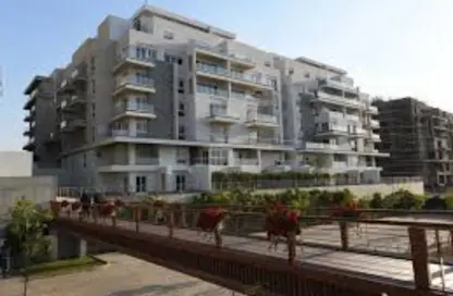 Apartment - 2 Bedrooms - 2 Bathrooms for sale in Mountain View iCity - 5th Settlement Compounds - The 5th Settlement - New Cairo City - Cairo