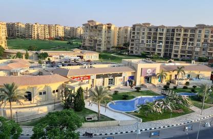 Apartment - 3 Bedrooms - 3 Bathrooms for sale in Madinaty - Cairo