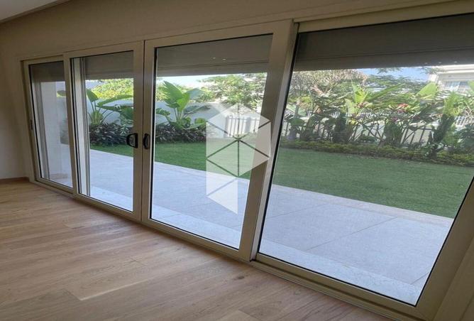 8317435 - Property Image 2