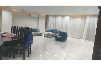 Apartment - 3 Bedrooms - 3 Bathrooms for sale in Dr Hassan Al Sherif St. - 8th Zone - Nasr City - Cairo