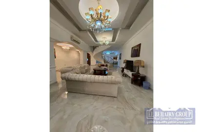 دوبلكس - 4 غرف نوم - 4 حمامات للبيع في حى جنوب الاكايمية - مدينة القاهرة الجديدة - القاهرة