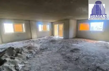 Apartment - 3 Bedrooms - 3 Bathrooms for sale in Bait Alwatan - The 5th Settlement - New Cairo City - Cairo