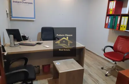 Office Space - Studio - 2 Bathrooms for rent in 10th Sector - Zahraa El Maadi - Hay El Maadi - Cairo
