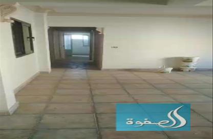 شقة - 2 غرف نوم - 1 حمام للايجار في شارع شاهين - العجوزة - الجيزة