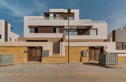 Villa - 4 Bedrooms - 4 Bathrooms for sale in Upville - Cairo Alexandria Desert Road - 6 October City - Giza