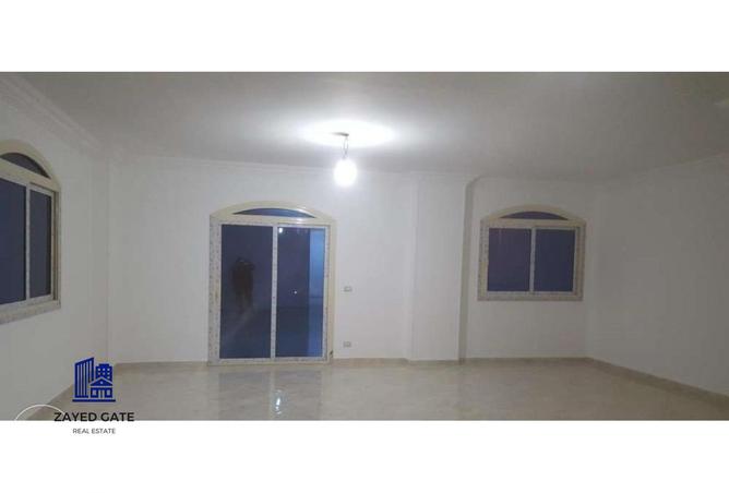 8013351 - Property Image 3