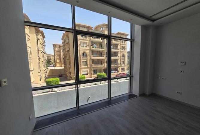 8082702 - Property Image 2